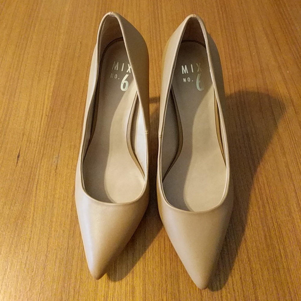 Nude Stiletto Pumps NWOT